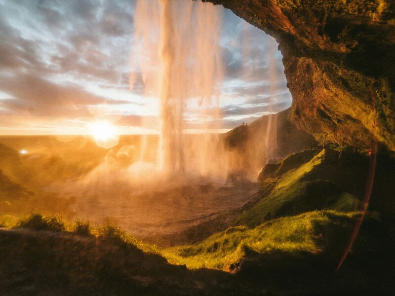 Seljalandsfoss waterfall