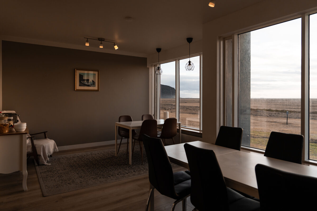 Common lounge and dining area