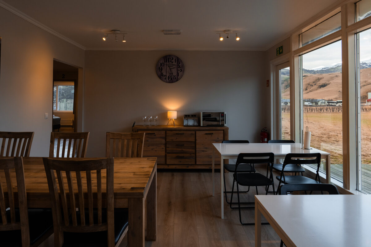 Common lounge and dining area